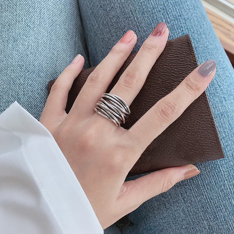 Labyrinthe | Anillo Escultórico de Hilos Entrelazados