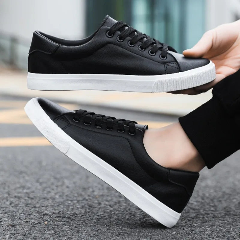 Blanc | Zapatilla de Piel Clásica