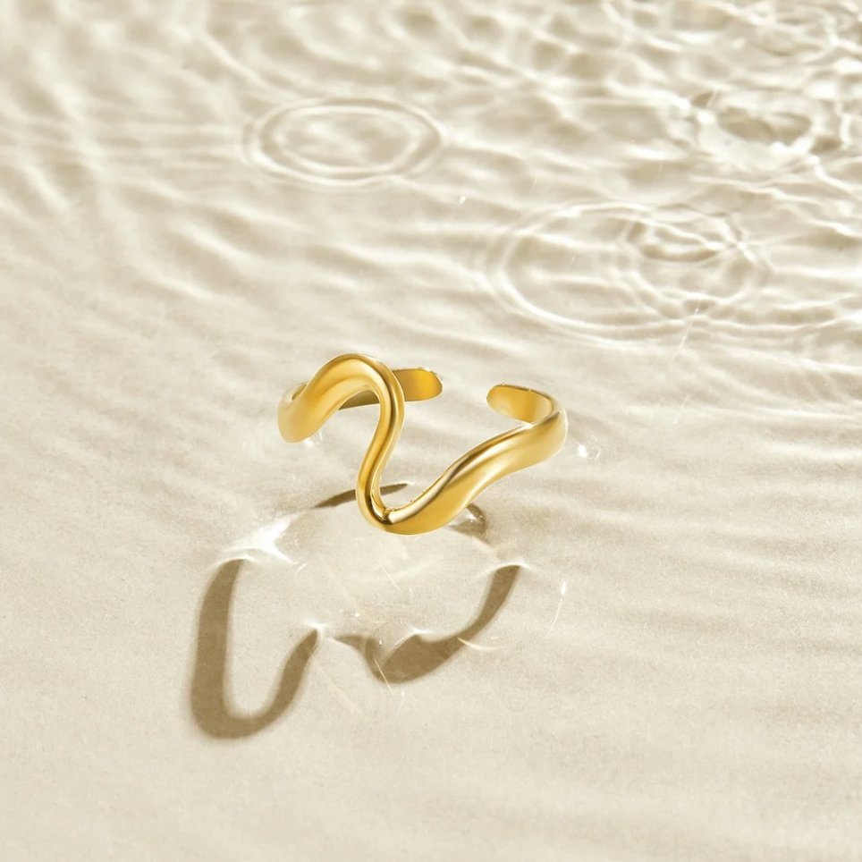 Aurèle | Anillo Escultórico de Líneas Fluidas